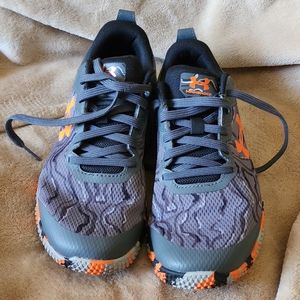 Under Armour Boys Camo Tennis Shoes
